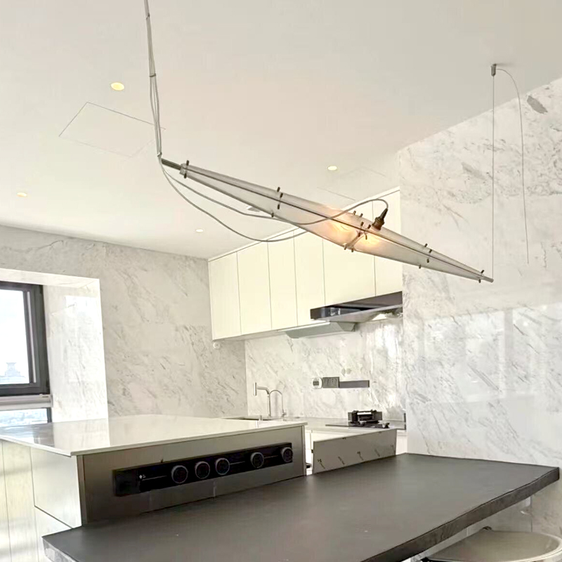 Lampadario in Vetro LED dal De - Interior Design Minimalist recensione e prezzo