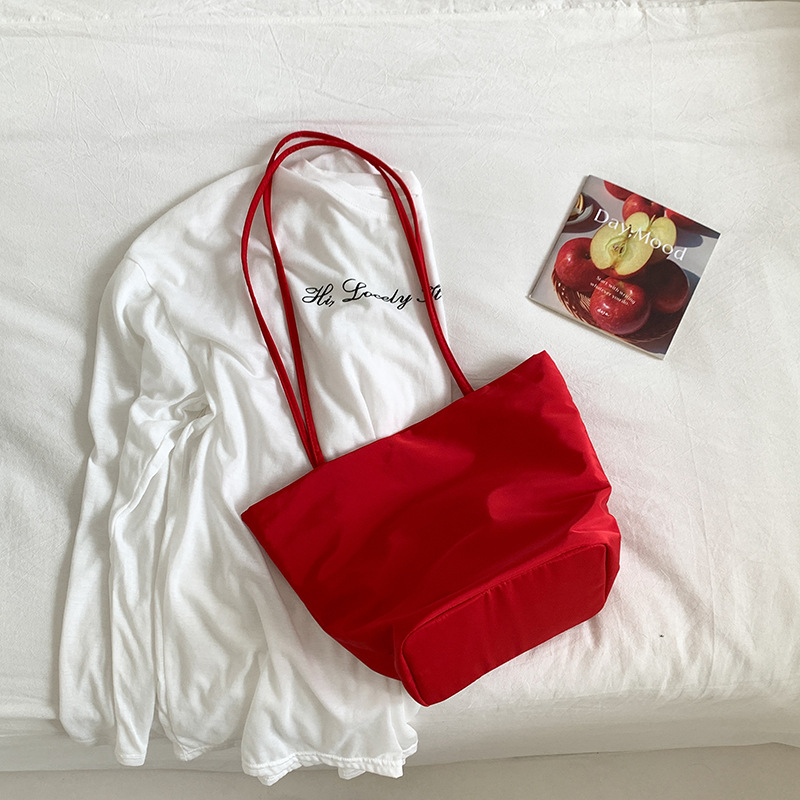 Borsa a Spalla Minimalista da  - Interior Design Minimalist recensione e prezzo