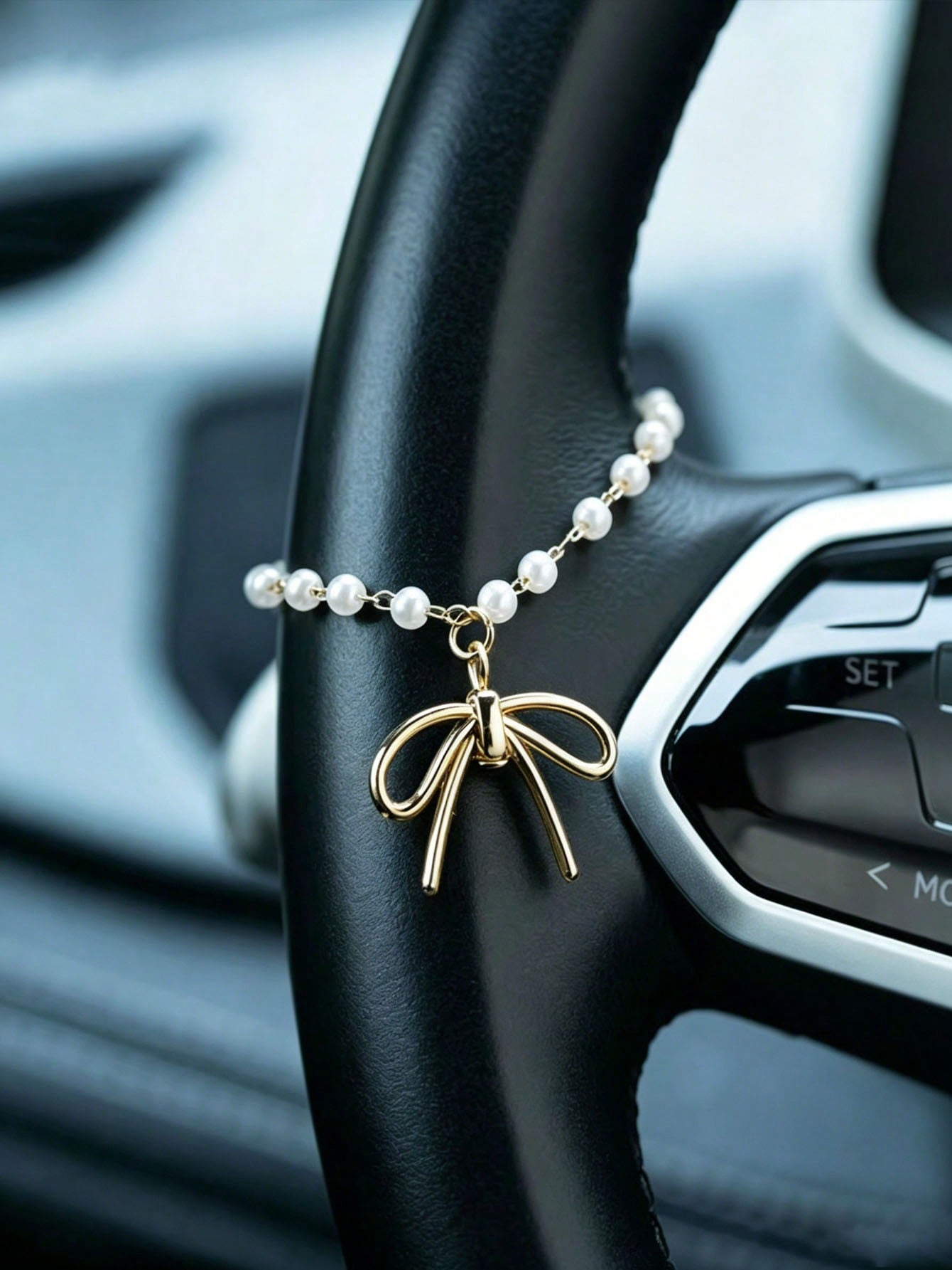 Ciondolo per Auto a Forma di F - Interior Design Minimalist recensione e prezzo